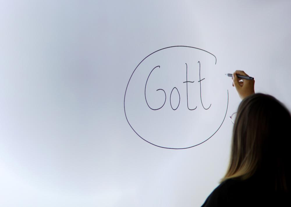 Wir suchen Dich! - Auf dieser Seite findest Du Infos zu Studium und Ausbildung - Pfarrerin, Diakon oder Gemeindepädagogin werden? Frag gerne bei uns nach. Foto: Sandra Hirschke@fundus-medien.de